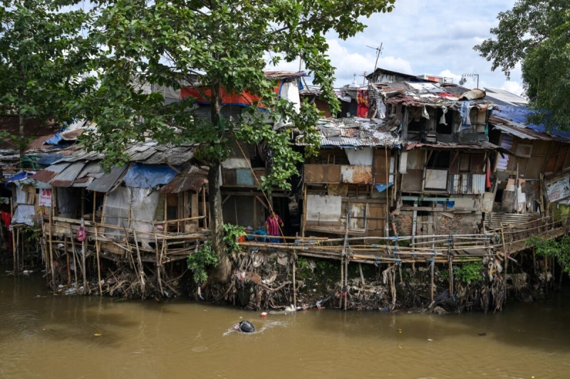 ‘Not for the poor’: Indonesians in capital face housing, commute woes