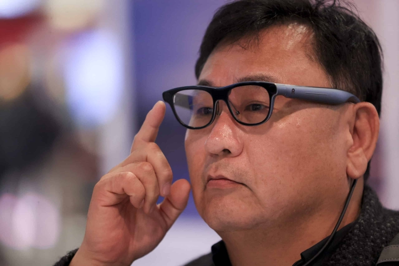 Smart glasses enter new era with sleeker designs, lower prices